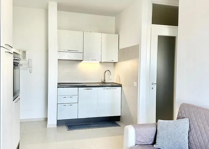 Mareline Seafront Apartment